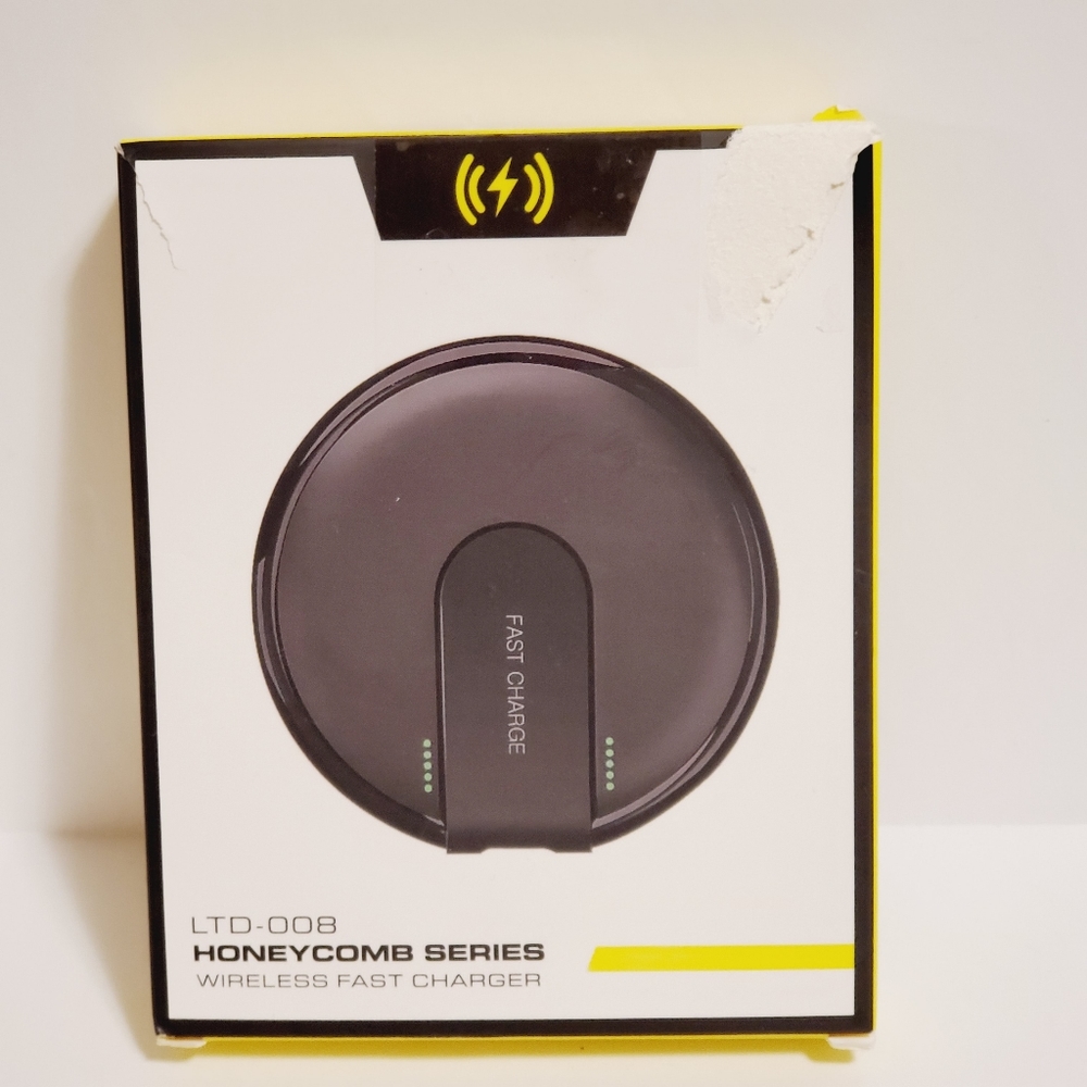 HoneyComb Series LTD-008 Wireless Fast Charging Pad (White)